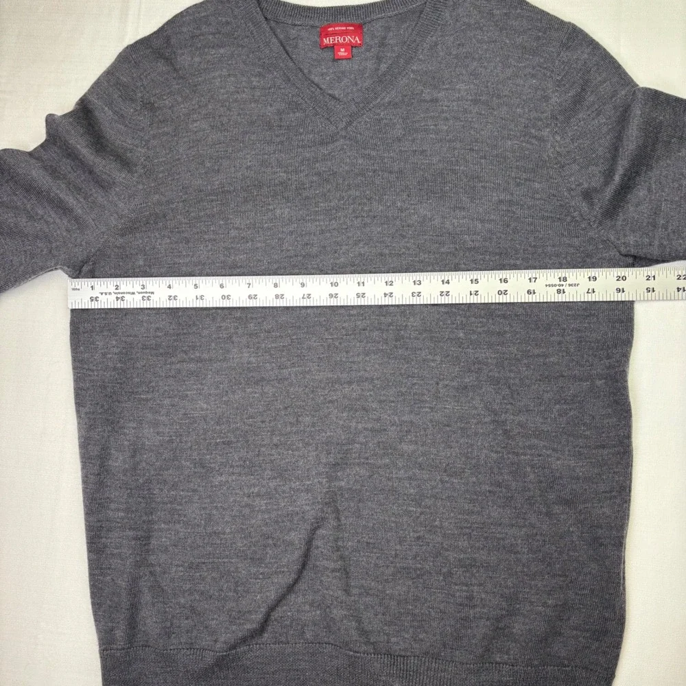Vintage Merona Mens V Neck Sweater Medium Gray 100% Merino Wool‎  Classic Preppy